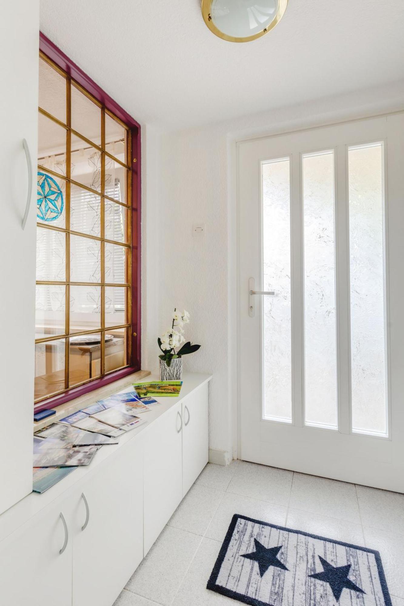 דירות Pobegi Apartma Valentina מראה חיצוני תמונה